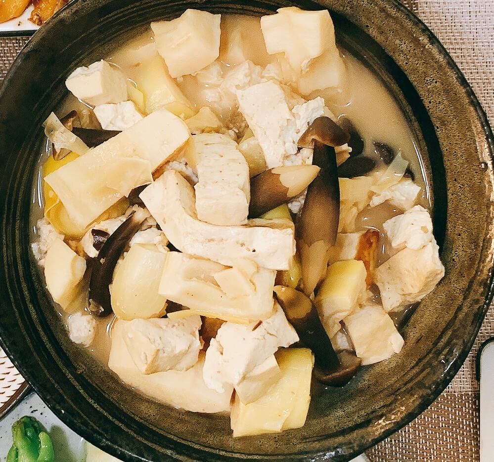 Yan Du Xian (Salted Pork and Bamboo Shoot Soup)