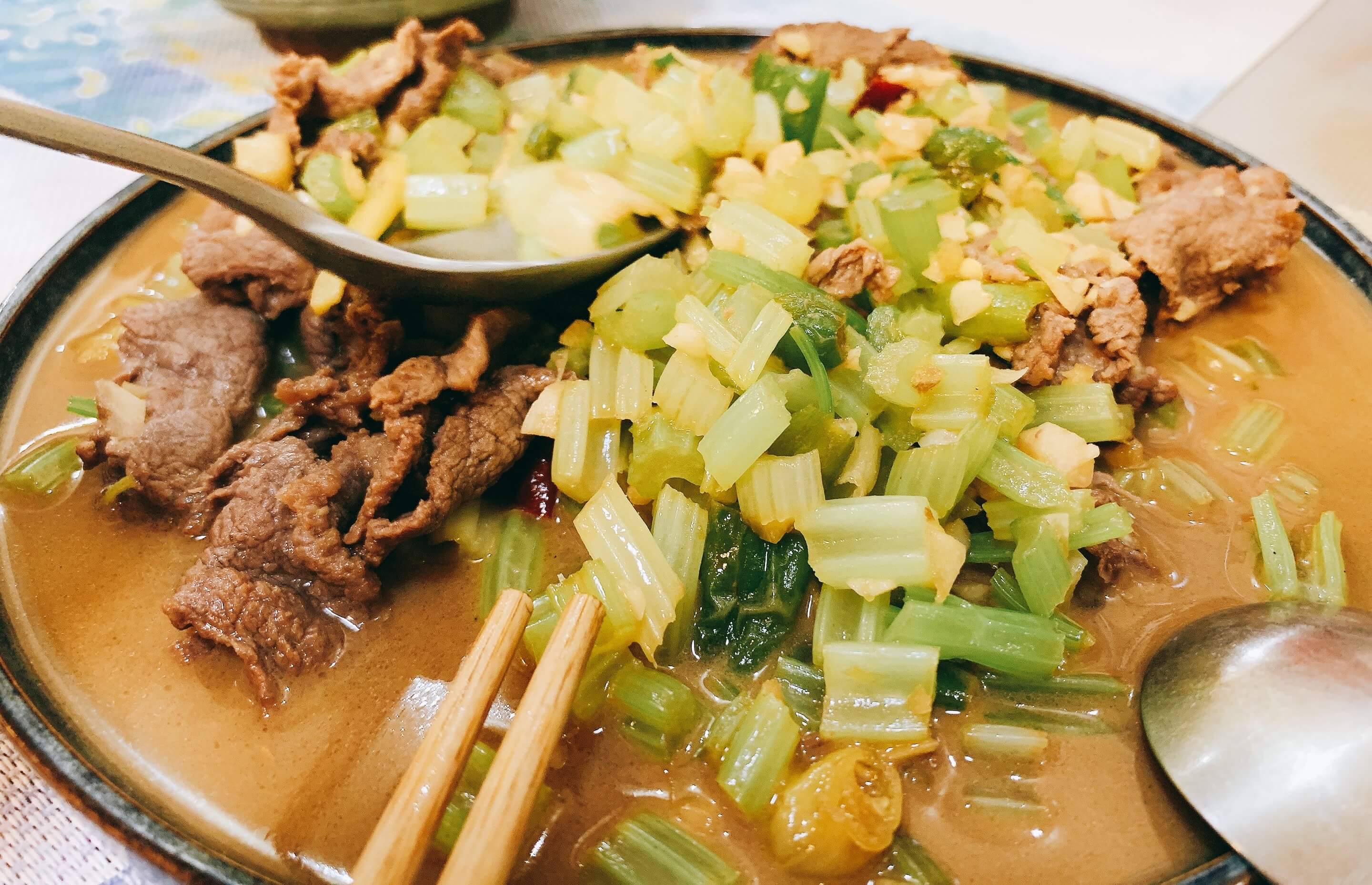 Stir-Fried Beef with Celery